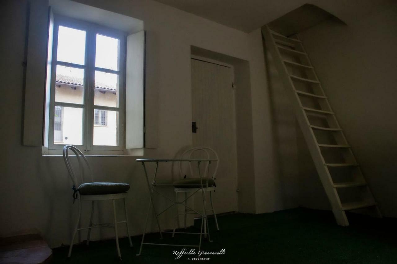 Lunesco Alloggio Divino, Chambre D'Amis Лу Экстерьер фото