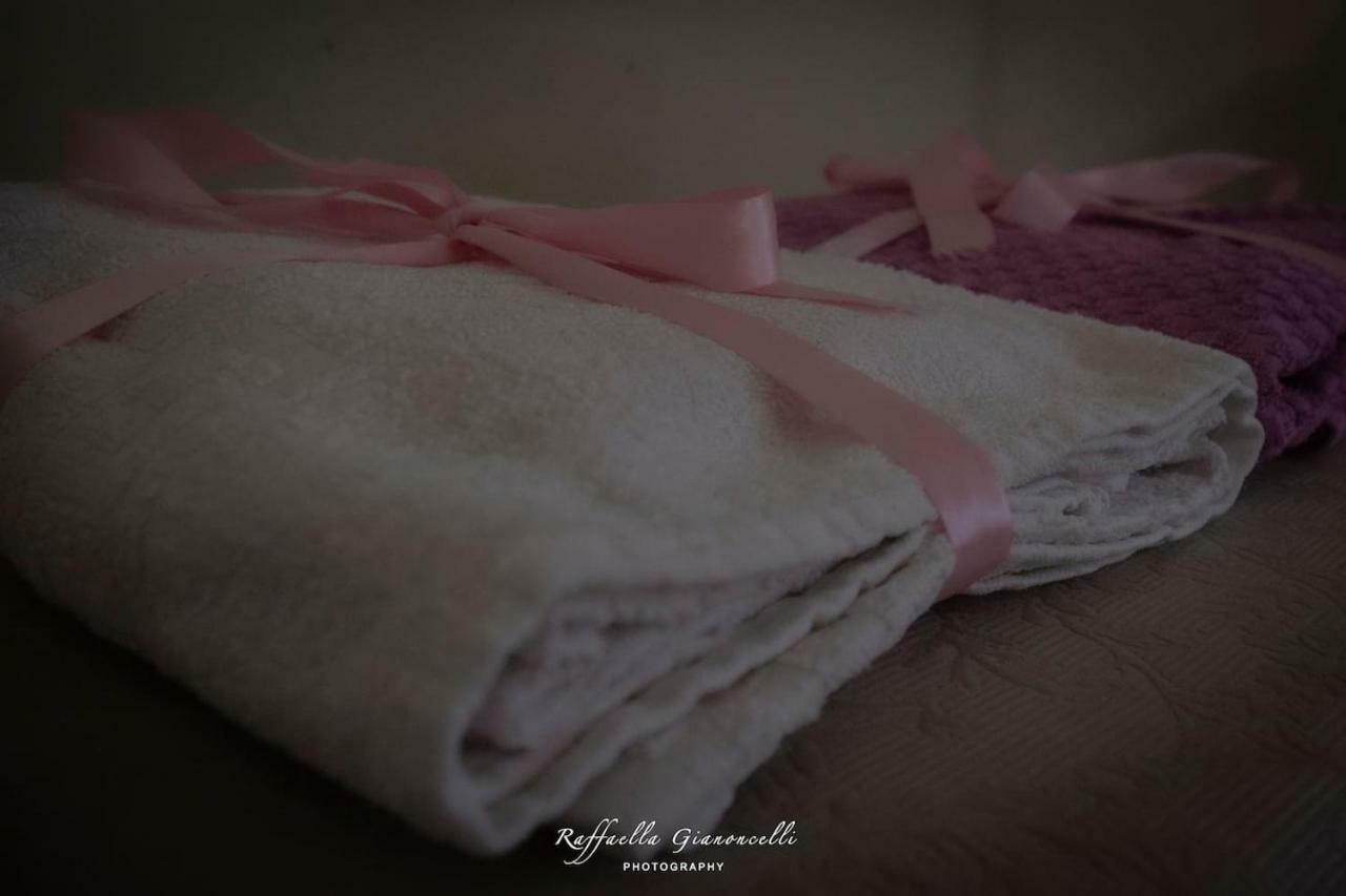 Lunesco Alloggio Divino, Chambre D'Amis Лу Экстерьер фото